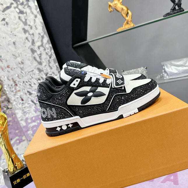 LV 26S TRAINER SNEAKERS IN BLACK WHITE CALFSKIN WITH RHINESTONE
