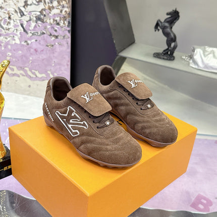 LV 26S FOOTPRINT SOCCER SNEAKERS IN DARK BROWN SUEDE