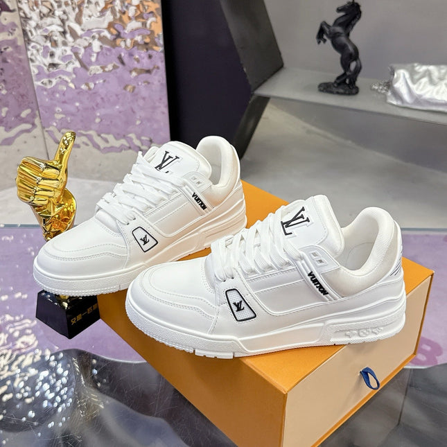 LV 26S LOW TOP SNEAKERS IN WHITE CALFSKIN