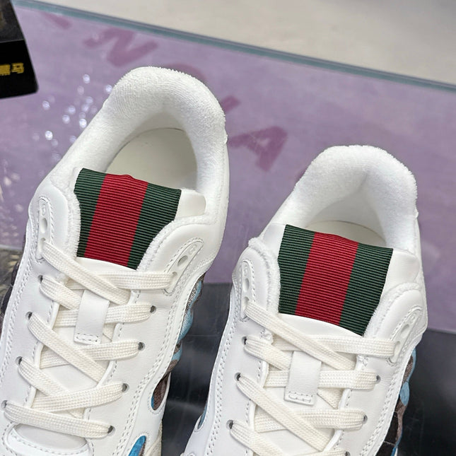 GUCCI 26S SNEAKER IN WHITE AND BLUE CALFSKIN