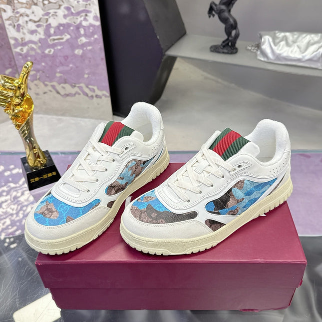 GUCCI 26S SNEAKER IN WHITE AND BLUE CALFSKIN