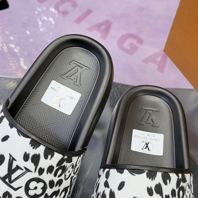 LV 26S SLIDE SANDALS IN WHITE BLACK CALFSKIN AND CANVAS