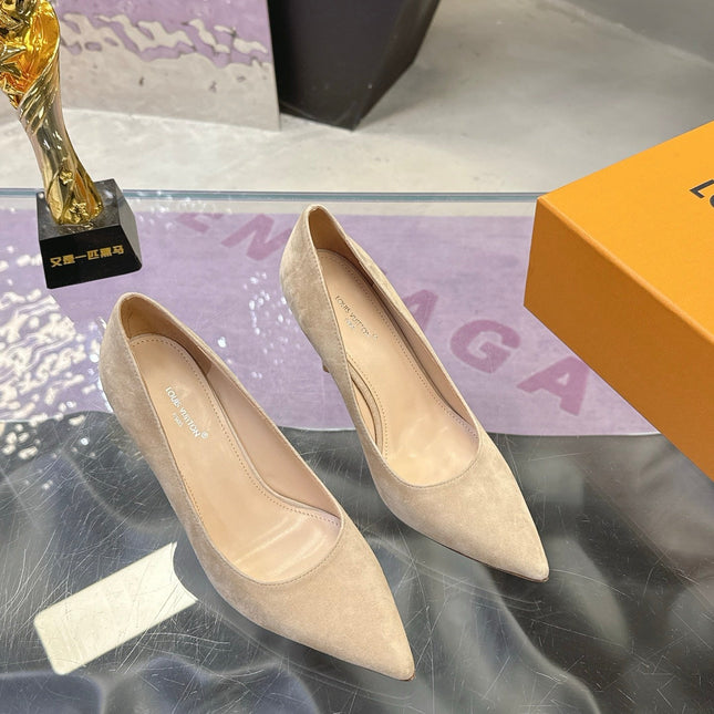 LV 26S POINTED TOE PUMPS 85MM IN NUDE BEIGE SUEDE