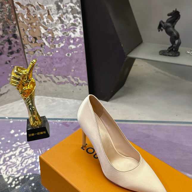LV 26S POINTED TOE PUMPS 85MM IN NUDE BEIGE SATIN