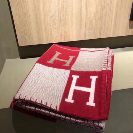 AVALON III THROW BLANKET 175 CM IN CHERRY RED WOOL AND CASHMERE 351743