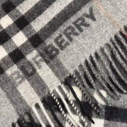 BURBERRY 26S SCARF 168CM IN CASHMERE 202511
