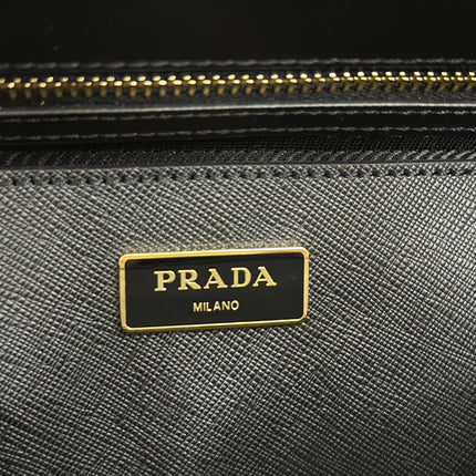 PRADA 25S GALLERIA LARGE BAG 28 IN BLACK CALFSKIN GOLD HARDWARE