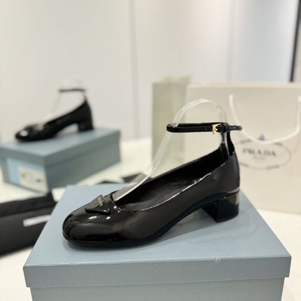 Pra Pumps 40 Square Sole Black Patent Leather
