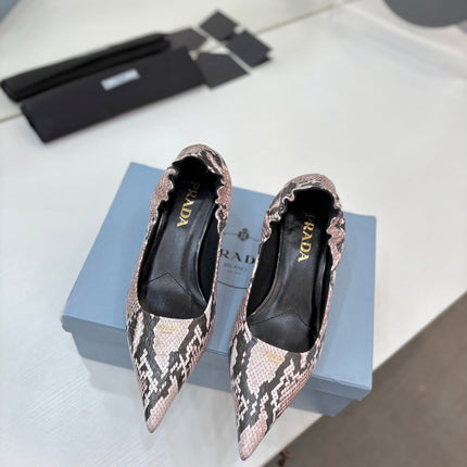 PRADA 26S PUMPS 55MM IN PINK SNAKE PRINT CALFSKIN