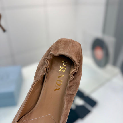 PRADA 26S PUMPS 55MM IN CARAMEL BROWN SUEDE WITH LOGO