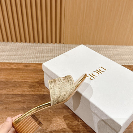 DIOR 26S D-CLUB EMBROIDERED HEELED SLIDES IN GOLD