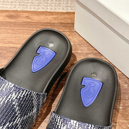 BURBERRY 26S SLIDE SANDALS IN BLACK AND BLUE CALFSKIN