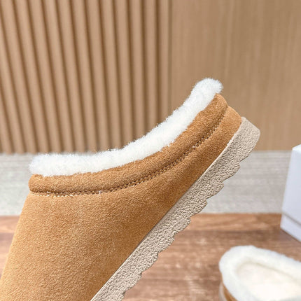 ALO 25S BIRKENSTOCK CLOGS IN LIGHT BROWN SUEDE