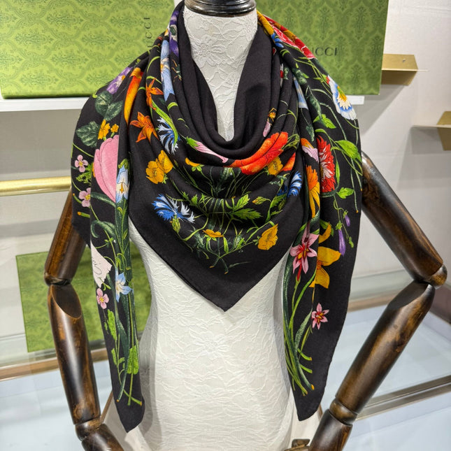 GUCCI 25S SCARF 140 IN CASHMERE 636339