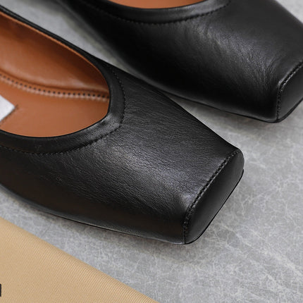 ALAIA BALLET FLATS IN BLACK SMOOTH CALFSKIN