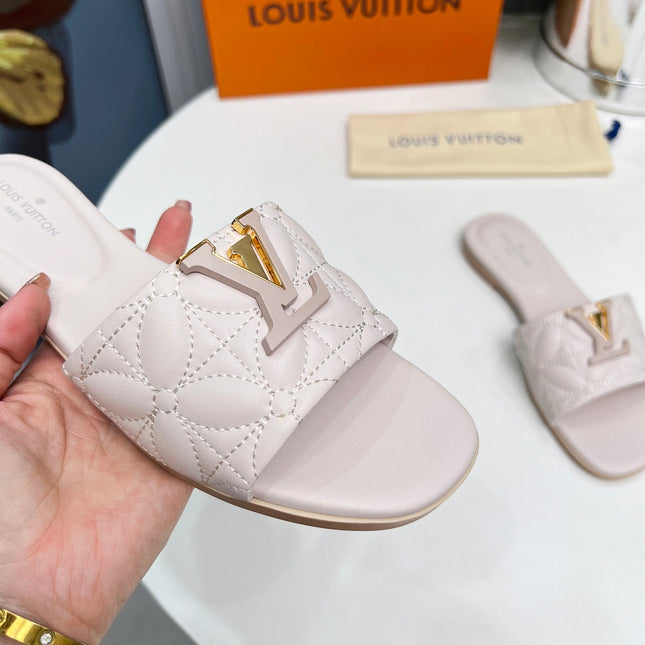 LV 26S MARE FLAT MULES IN ASH BEIGE CALFSKIN
