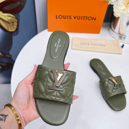 LV 26S MARE FLAT MULES IN MOSS GREEN CALFSKIN