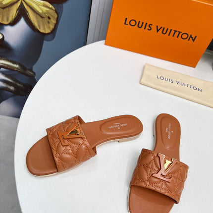 LV 26S MARE FLAT MULES IN BROWN CALFSKIN