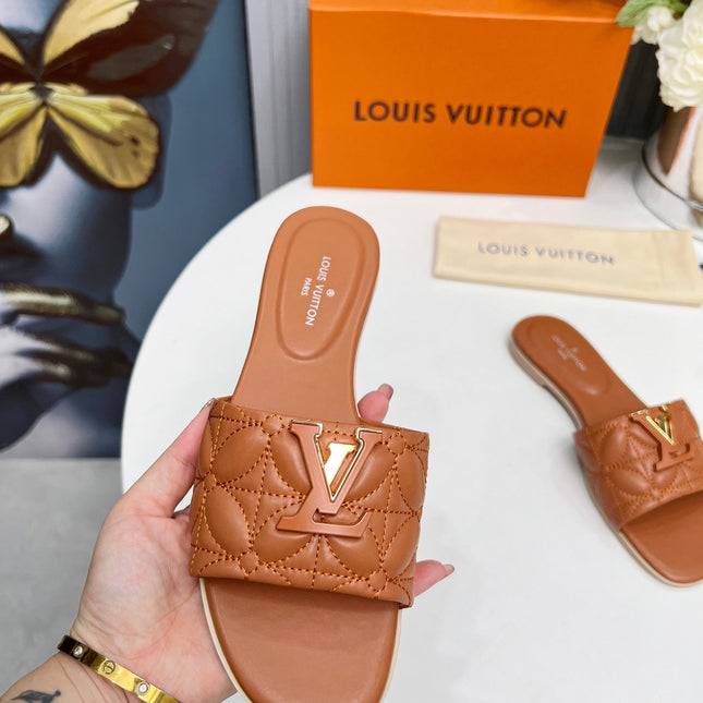 LV 26S MARE FLAT MULES IN BROWN CALFSKIN