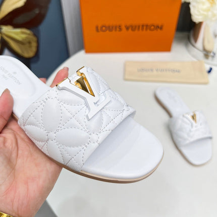 LV 26S MARE FLAT MULES IN WHITE CALFSKIN