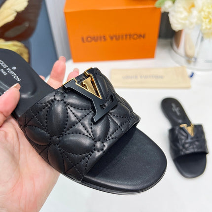 LV 26S MARE FLAT MULES IN BLACK CALFSKIN