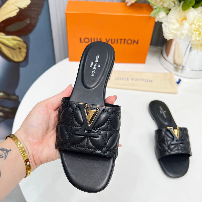 LV 26S MARE FLAT MULES IN BLACK CALFSKIN