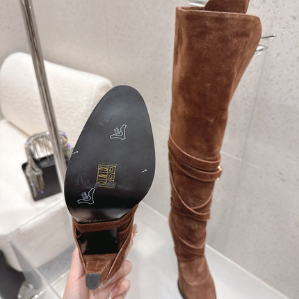 YSL 26S JANIS KNEE-HIGH BOOTS 90 MM IN BROWN SUEDE