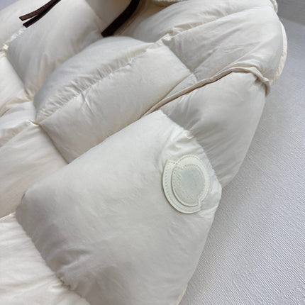 MONCLER 25S JACKET IN WHITE 090