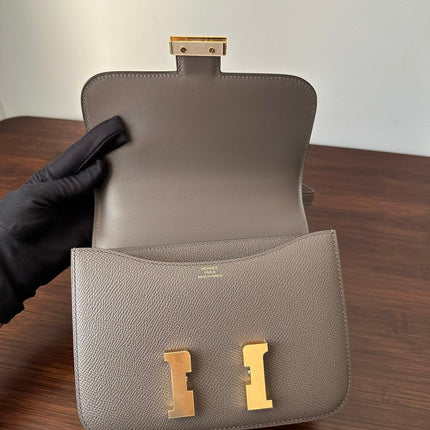 CONSTANCE 18 ETOUPE EPSOM GOLD HARDWARE