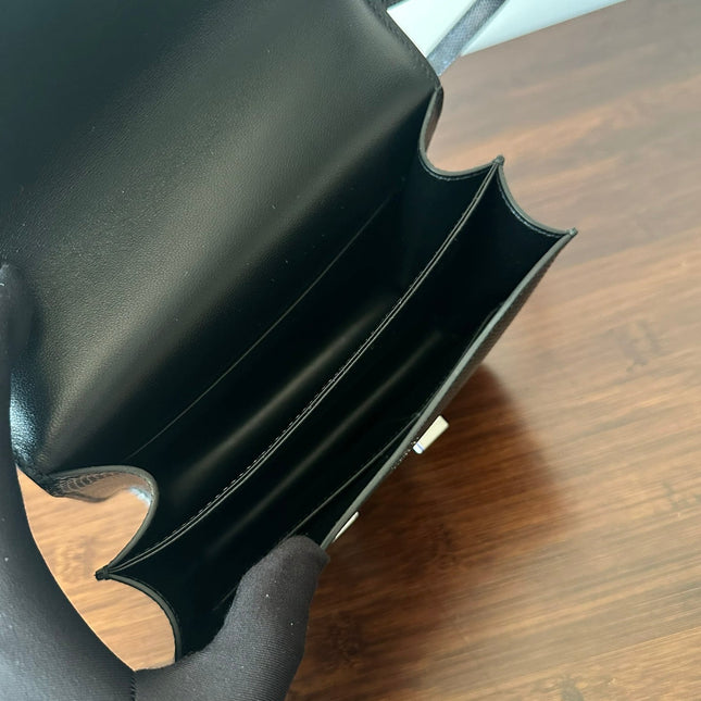 CONSTANCE 18 BLACK LIZARD SILVER HARDWARE
