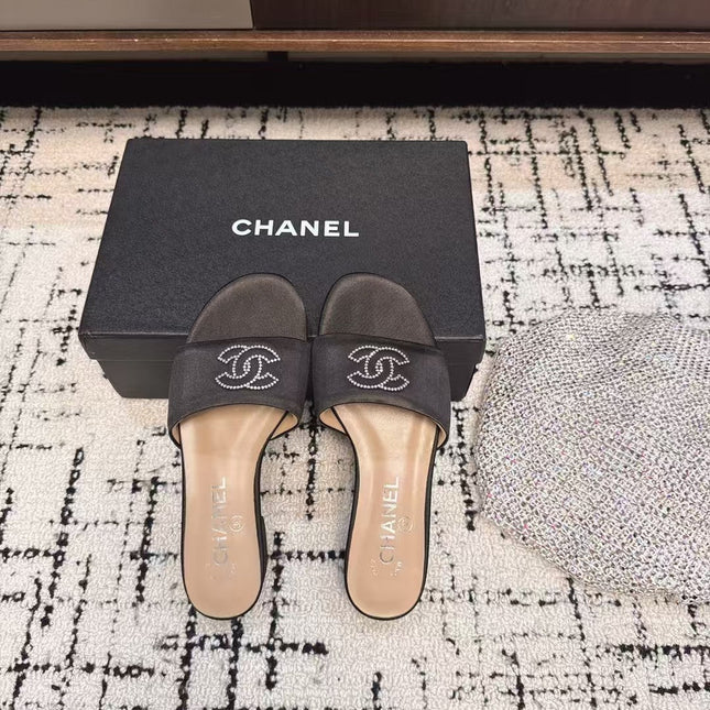 SLIPPERS IN BLACK SATIN MIX CALFSKIN