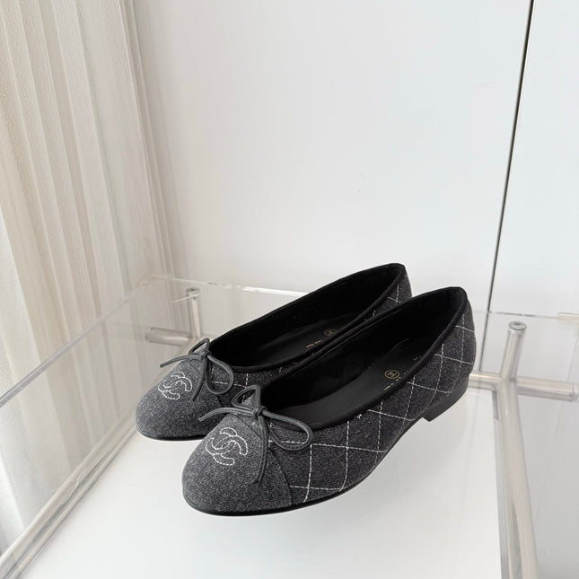 CHANEL 26S BALLET FLATS IN GREY DENIM WITH BOW