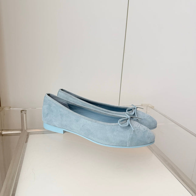 CHANEL 26S BALLET FLATS IN LIGHT BLUE SUEDE WITH BOW