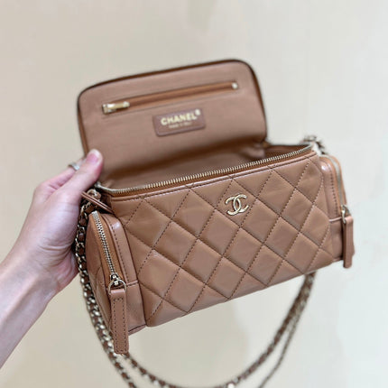 CHANEL 25S VANITY CASE 23 IN BROWN LAMBSKIN