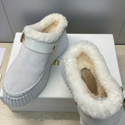 CHLOÉ 26S FUR-LINED WEDGE MULES IN LIGHT GREY SUEDE