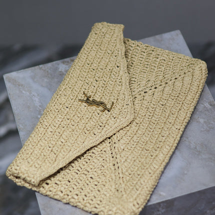 YSL 25S CASSANDRE LARGE ENVELOPE POUCH 29 IN NATURAL RAFFIA GOLD HARDWARE