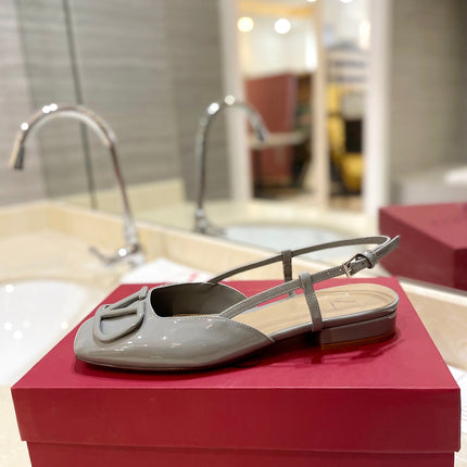 VALENTINO 26S SLINGBACK IN LIGHT GREY PATENT CALFSKIN