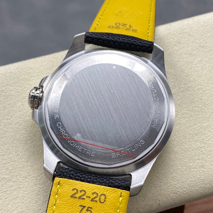 AVENGER AUTOMATIC 42 STEEL CASE BLACK NYLON STRAP