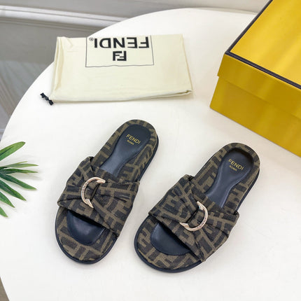 FENDI FLAT SLIPPER IN CEDAR BROWN MIX BLACK MONOGRAM JACQUARD FABRIC WITH GOLD HARDWARE
