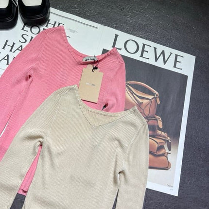 MIUMIU KNIT SWEATER STYLE 543