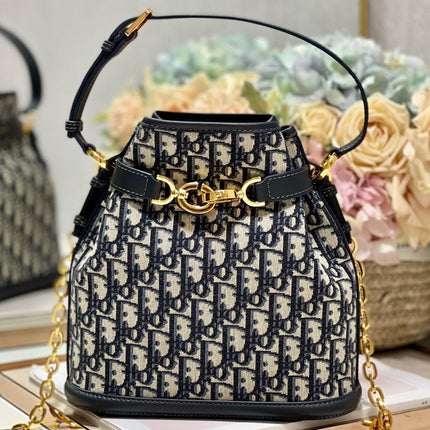 Collection image for: DIOR BAG