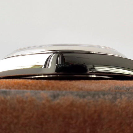 OYSTER PERPETUAL 41 STAINLESS STEEL RED DIAL